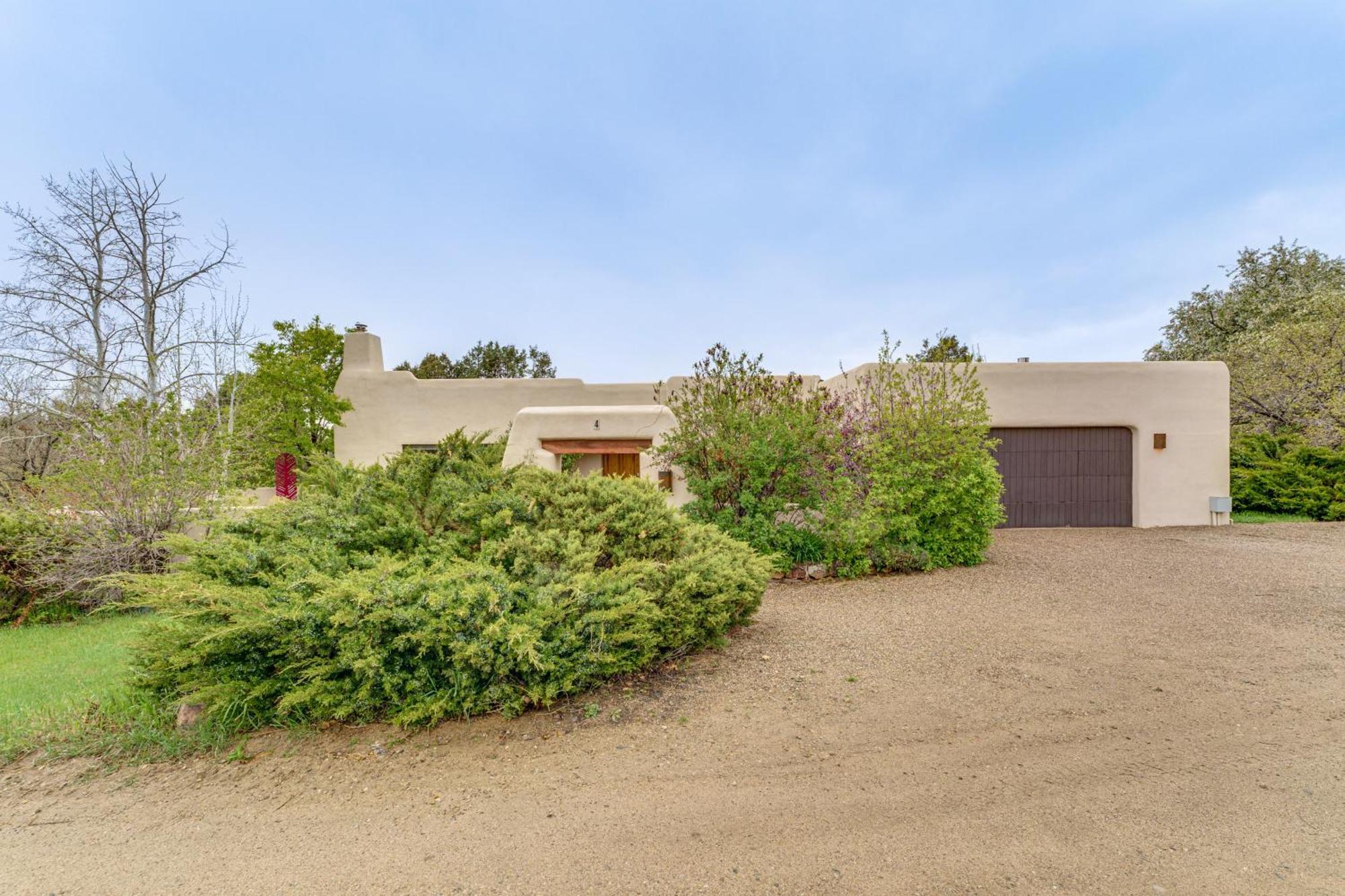 Arroyo Seco Adobe With Hot Tub Near Taos Ski Valley! Екстер'єр фото