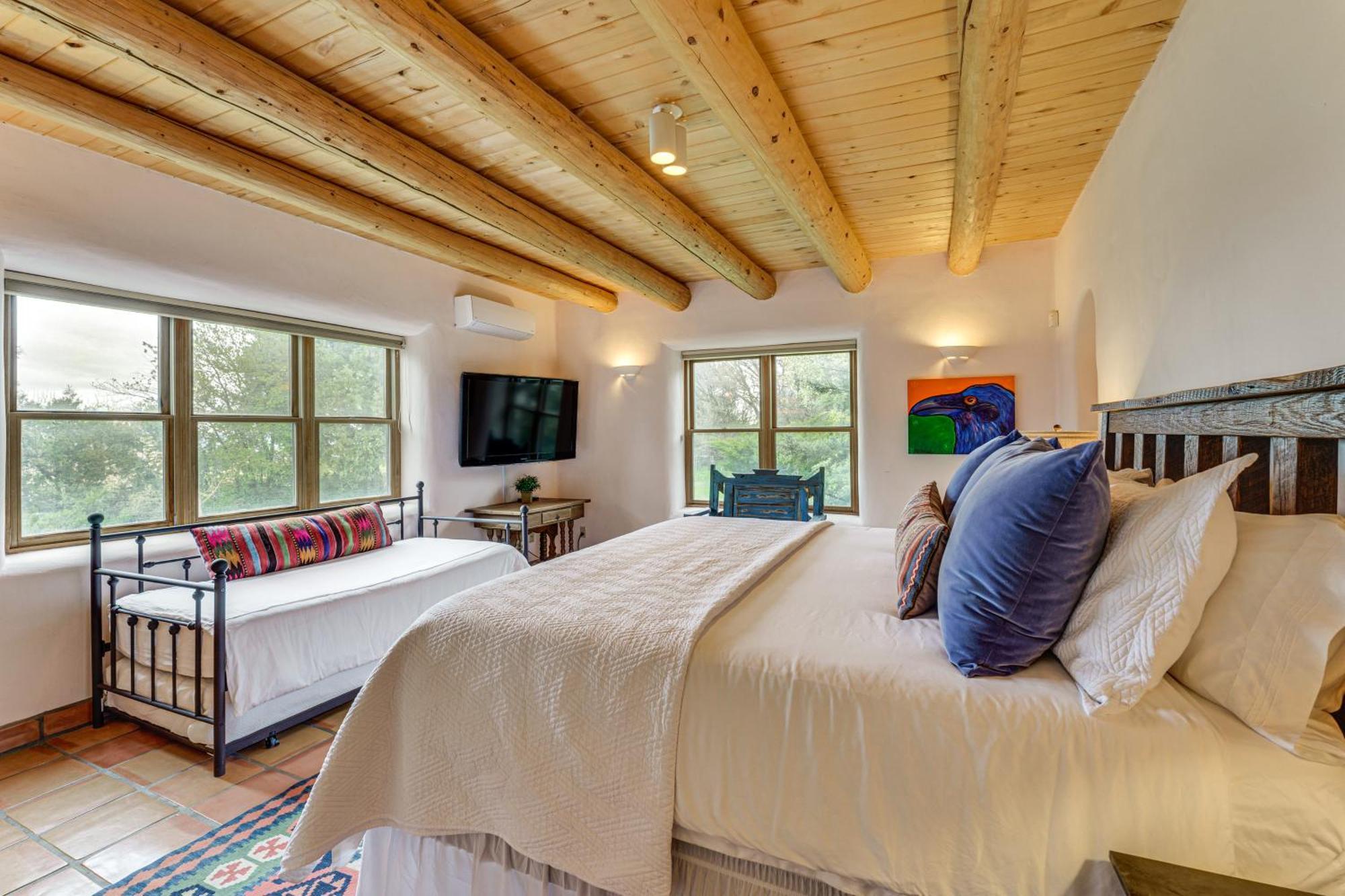 Arroyo Seco Adobe With Hot Tub Near Taos Ski Valley! Екстер'єр фото