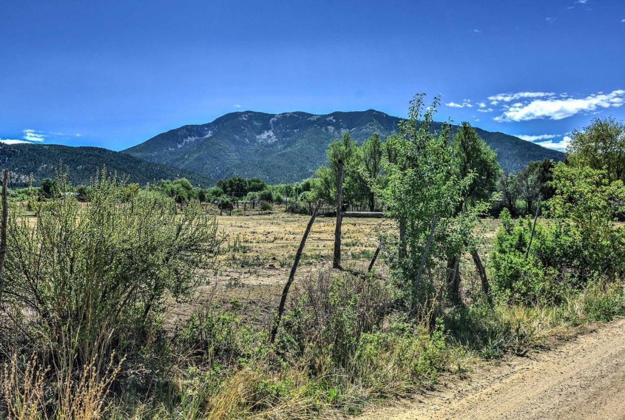 Arroyo Seco Adobe With Hot Tub Near Taos Ski Valley! Екстер'єр фото